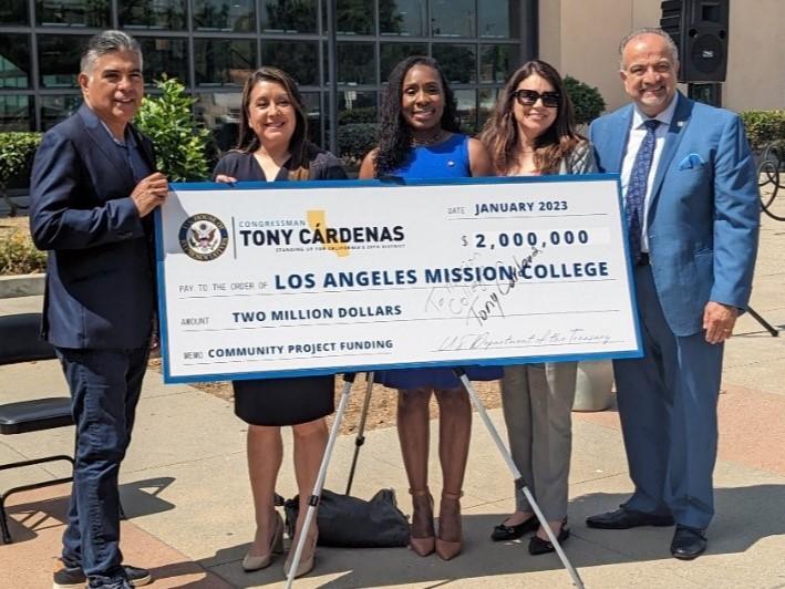 Congressman Tony Cardenas Presents a Check to LA Mission College