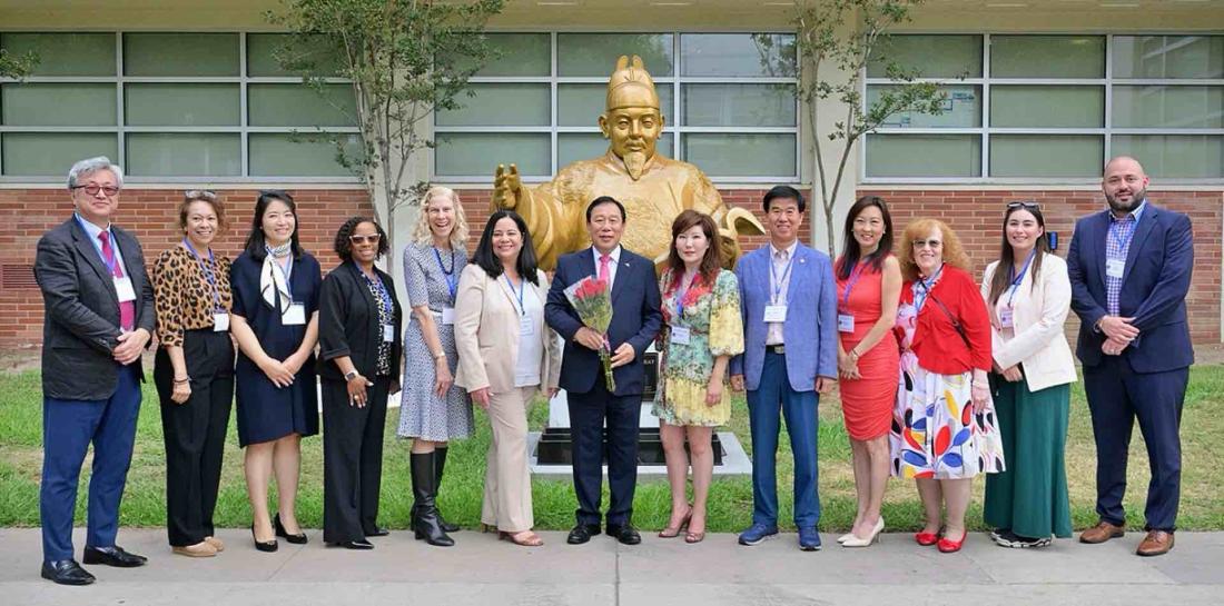 Mayor and Government Officials of Sejong City in Korea visit LACC 